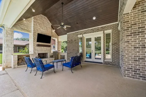 515 Otto Street East Bernard TX 77435