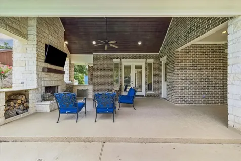 515 Otto Street East Bernard TX 77435