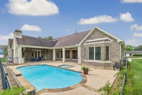 515 Otto Street East Bernard TX 77435