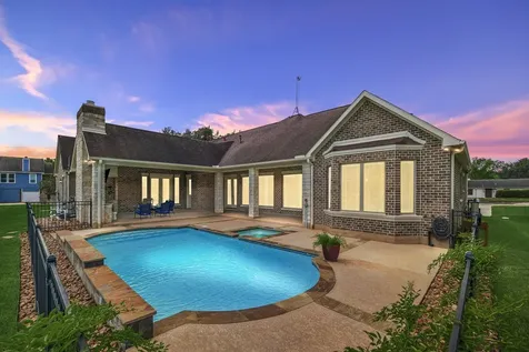 515 Otto Street East Bernard TX 77435