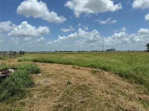 775 S Fm 441 Road Louise TX 77455