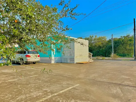 927 27th Street Dickinson TX 77539