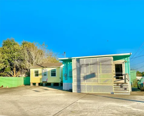 927 27th Street Dickinson TX 77539