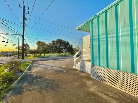 927 27th Street Dickinson TX 77539