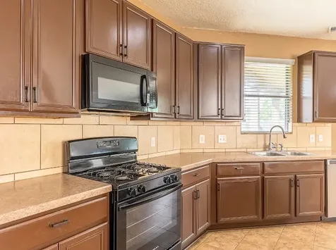 11707 Newel Elm Street Houston TX 77038