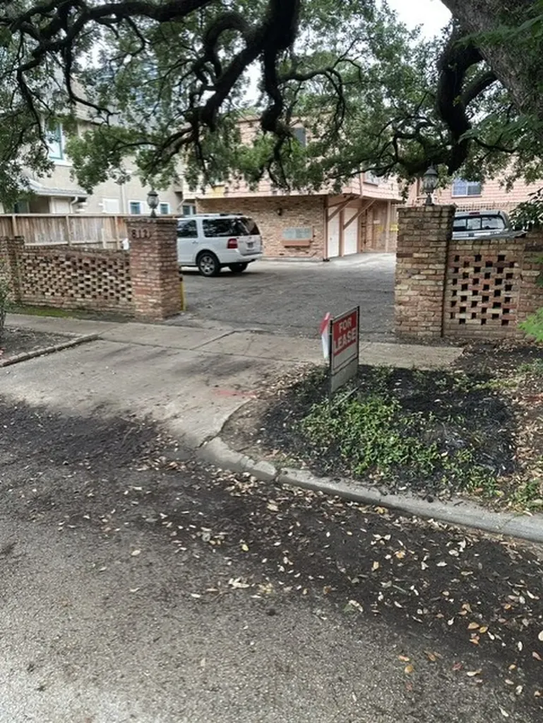 812 Marshall Street 3 Houston TX 77006