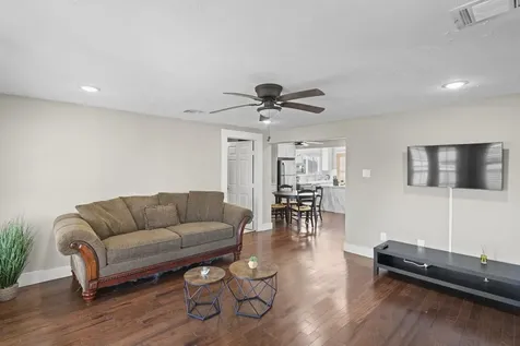4106 Winnie Street Galveston TX 77550