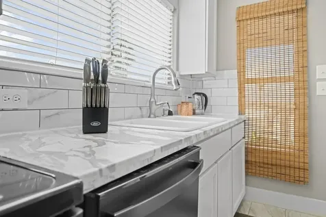 4106 Winnie Street Galveston TX 77550