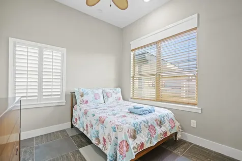 4106 Winnie Street Galveston TX 77550