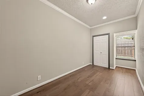 4024 Breakwood Drive Houston TX 77025