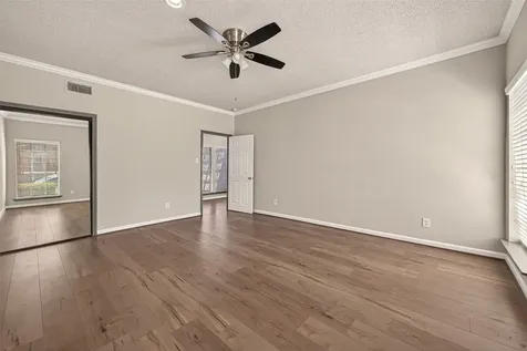 4024 Breakwood Drive Houston TX 77025