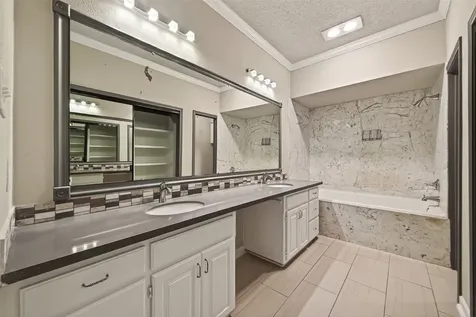 4024 Breakwood Drive Houston TX 77025