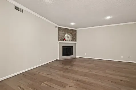 4024 Breakwood Drive Houston TX 77025