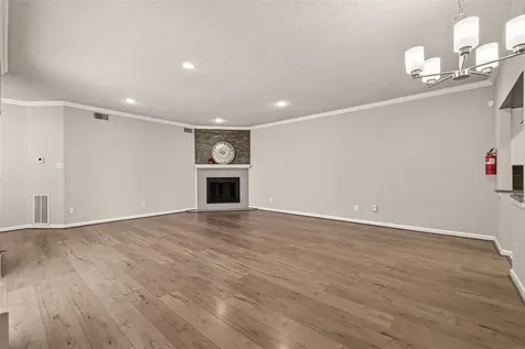 4024 Breakwood Drive Houston TX 77025