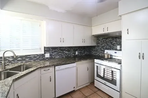 5339 Carew Street Houston TX 77096