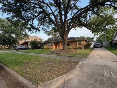 5339 Carew Street Houston TX 77096