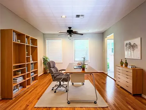 5339 Carew Street Houston TX 77096