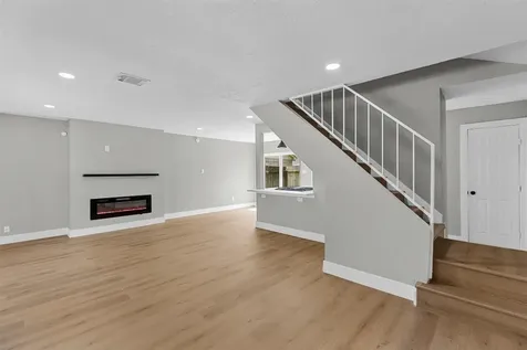 12223 Kingslake Forest Drive Houston TX 77044