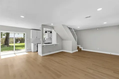 12223 Kingslake Forest Drive Houston TX 77044