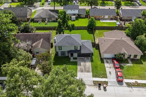 12223 Kingslake Forest Drive Houston TX 77044