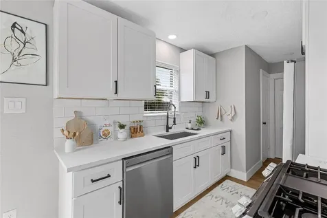 12223 Kingslake Forest Drive Houston TX 77044