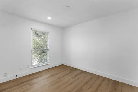12223 Kingslake Forest Drive Houston TX 77044