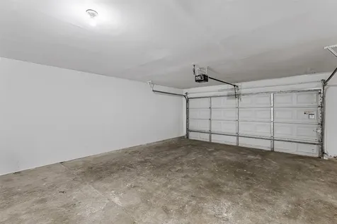 12223 Kingslake Forest Drive Houston TX 77044