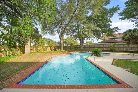 11804 Westmere Drive Houston TX 77077