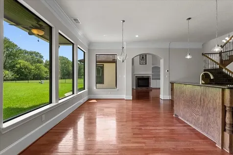 205 Del Monte Drive Friendswood TX 77546