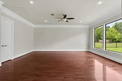 205 Del Monte Drive Friendswood TX 77546