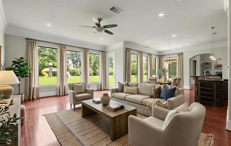 205 Del Monte Drive Friendswood TX 77546