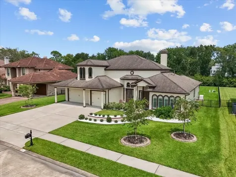205 Del Monte Drive Friendswood TX 77546