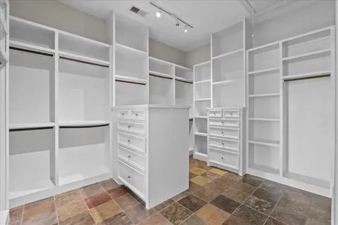 205 Del Monte Drive Friendswood TX 77546