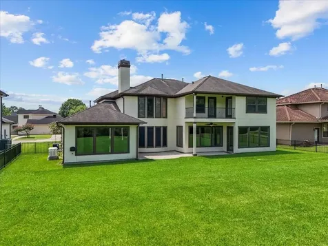 205 Del Monte Drive Friendswood TX 77546