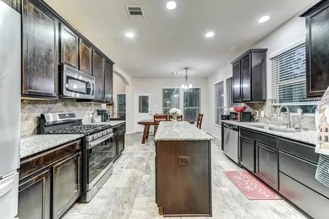 9110 Wapiti Trail Conroe TX 77303