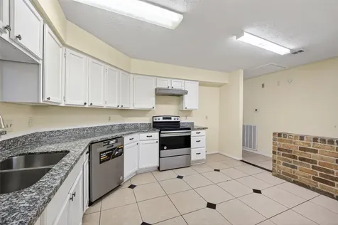 16738 Quailbriar Missouri City TX 77489