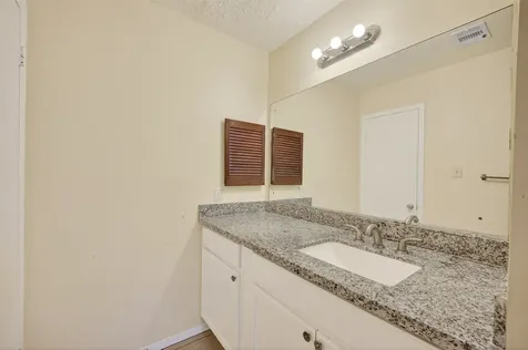 16738 Quailbriar Missouri City TX 77489