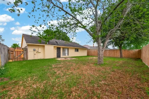 16738 Quailbriar Missouri City TX 77489