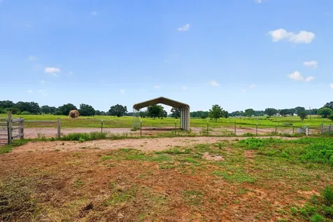 7821 County Road 460 Normangee TX 77871