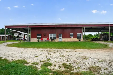 7821 County Road 460 Normangee TX 77871