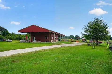 7821 County Road 460 Normangee TX 77871