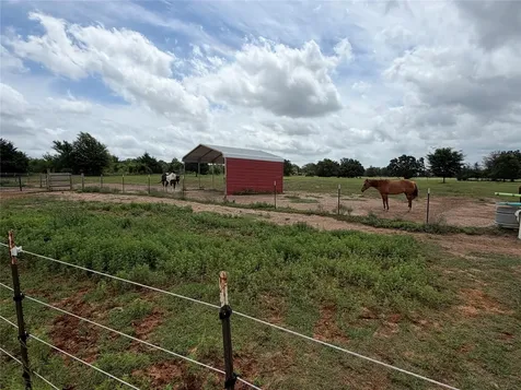 7821 County Road 460 Normangee TX 77871