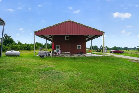 7821 County Road 460 Normangee TX 77871