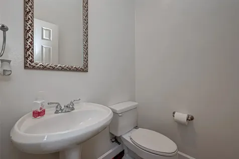 5410 Rose Street Houston TX 77007