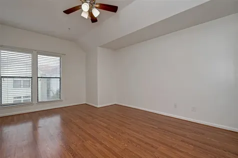 5410 Rose Street Houston TX 77007