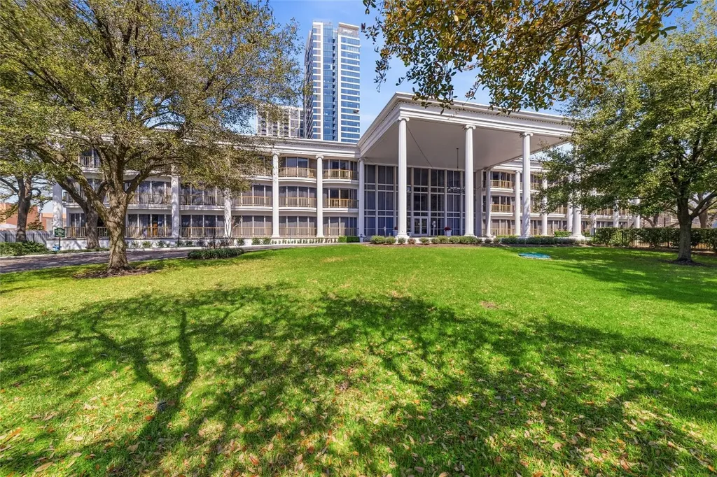 5050 Ambassador Way 309 Houston TX 77056
