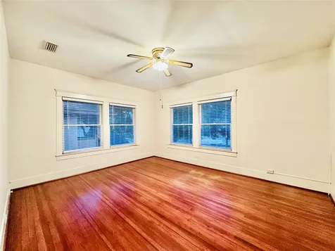 1016 W Alabama Street Houston TX 77006
