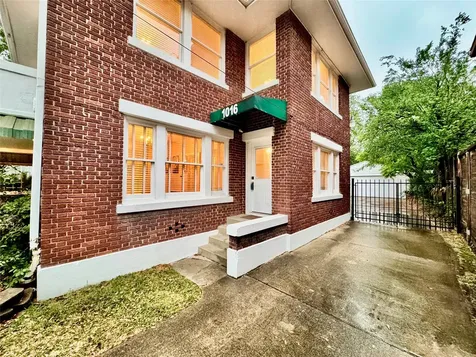 1016 W Alabama Street Houston TX 77006