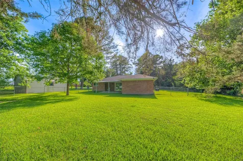 814 N Willis Avenue Livingston TX 77351