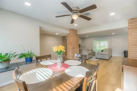 814 N Willis Avenue Livingston TX 77351